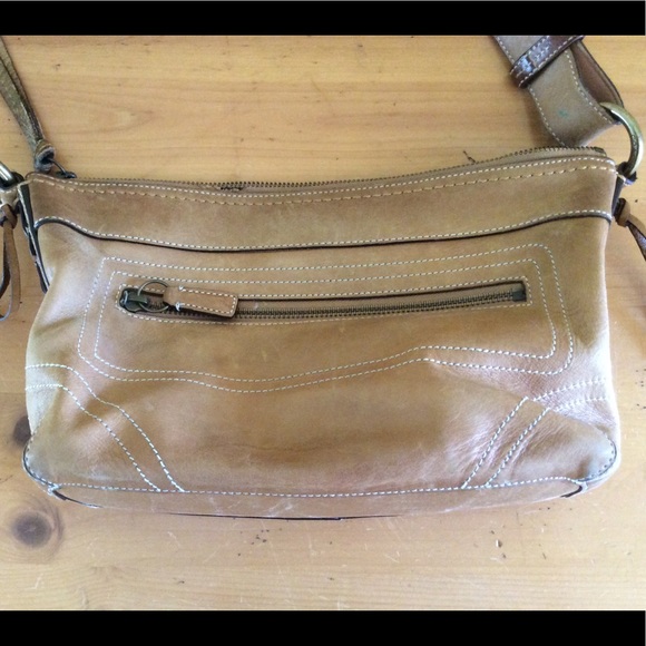 Vintage Coach tan purse M0693- 10559 - Picture 3 of 6